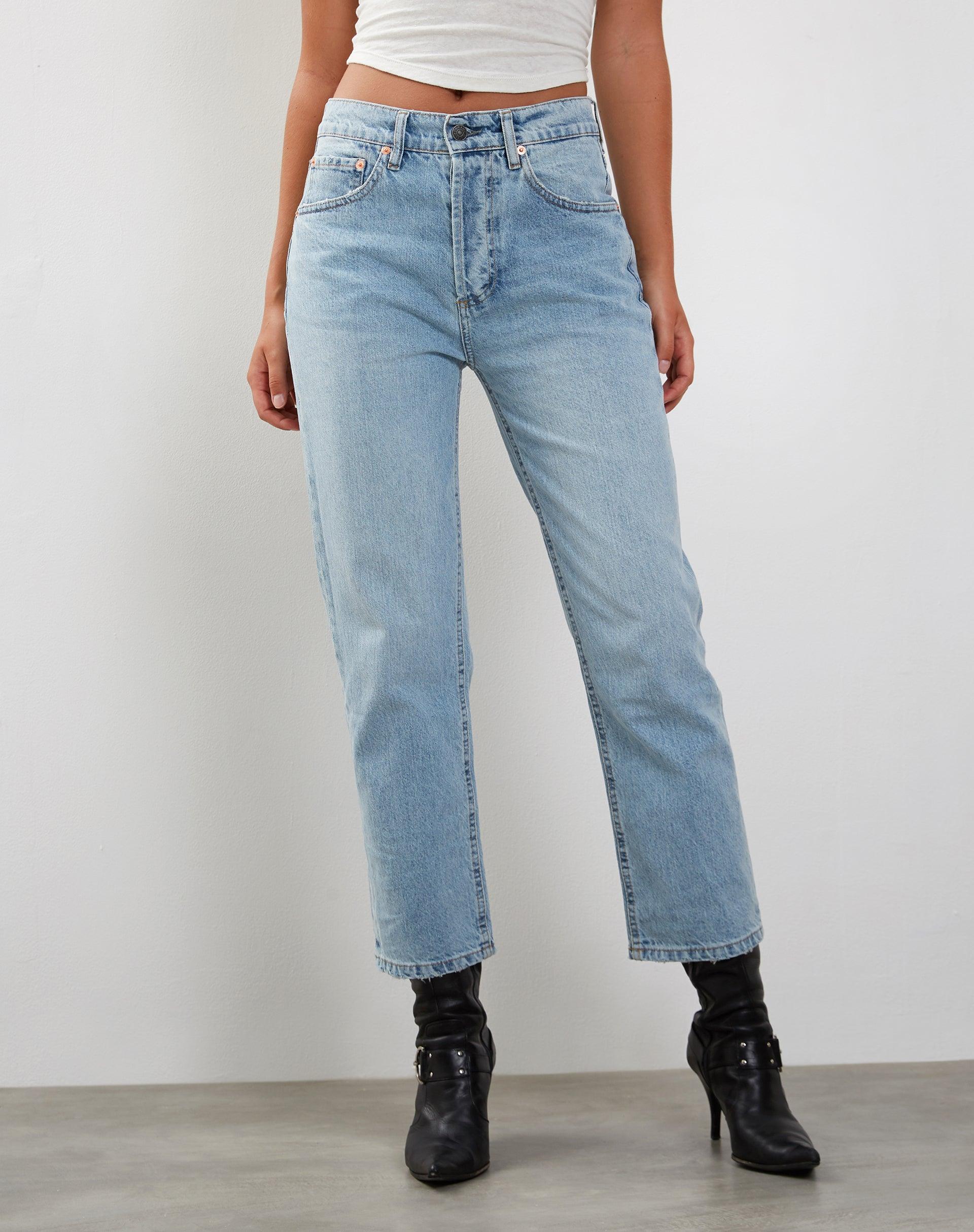 Mid Rise Straight Leg Jeans in Bleach Denim Product Image
