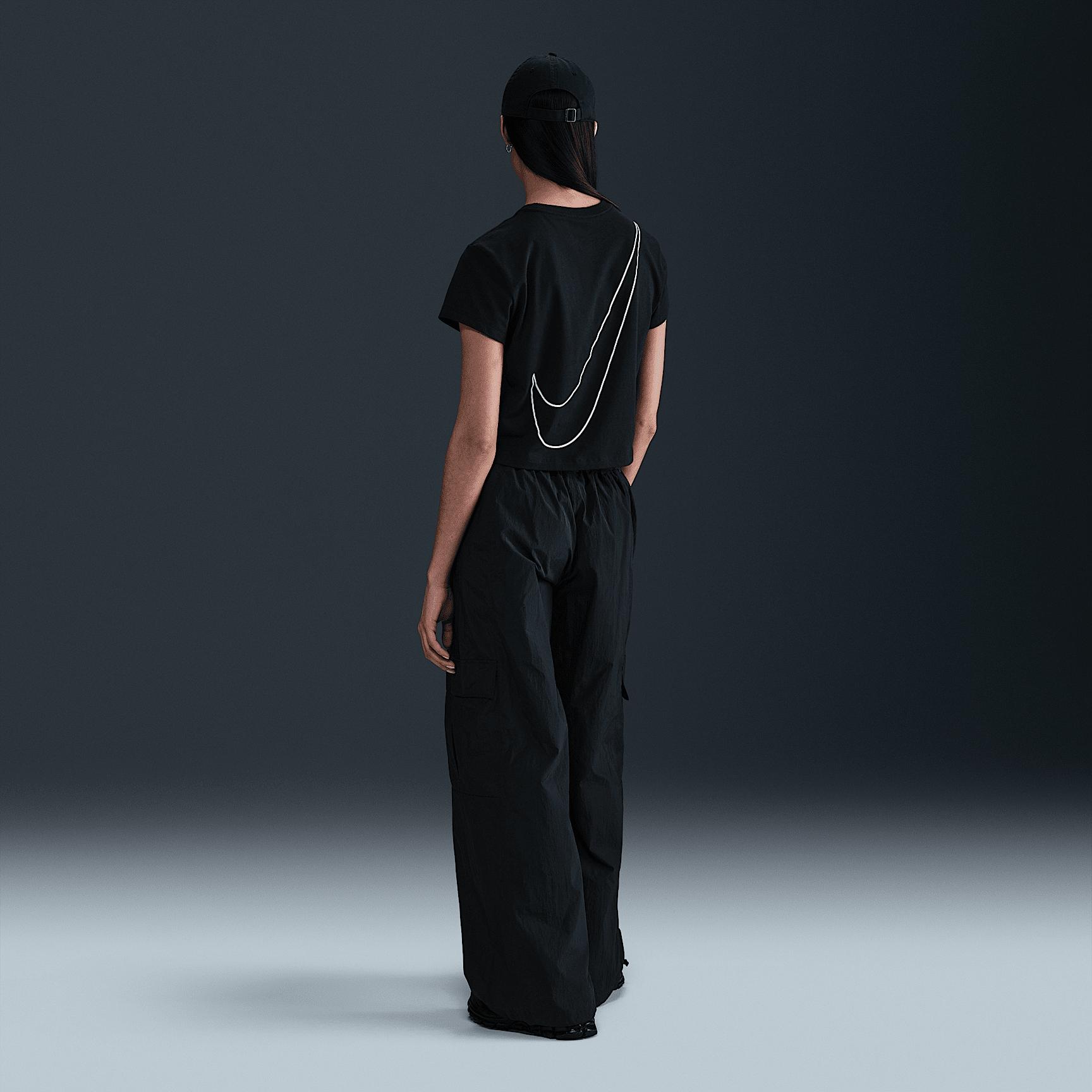 Womens Nike Sportswear Club Short-Sleeve Cropped Graphic T-Shirt | HF9456-010 Product Image