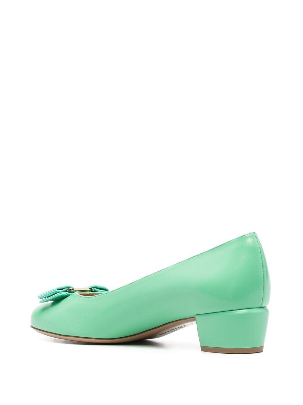 Vara leather pumps Product Image