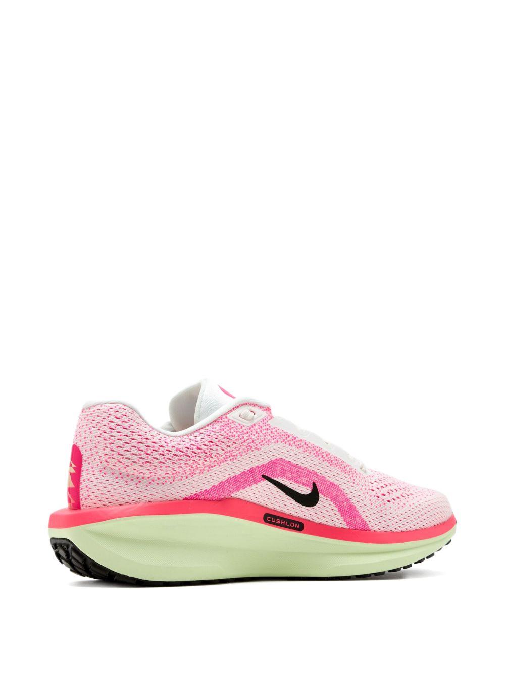 Winflo 11 sneakers Product Image