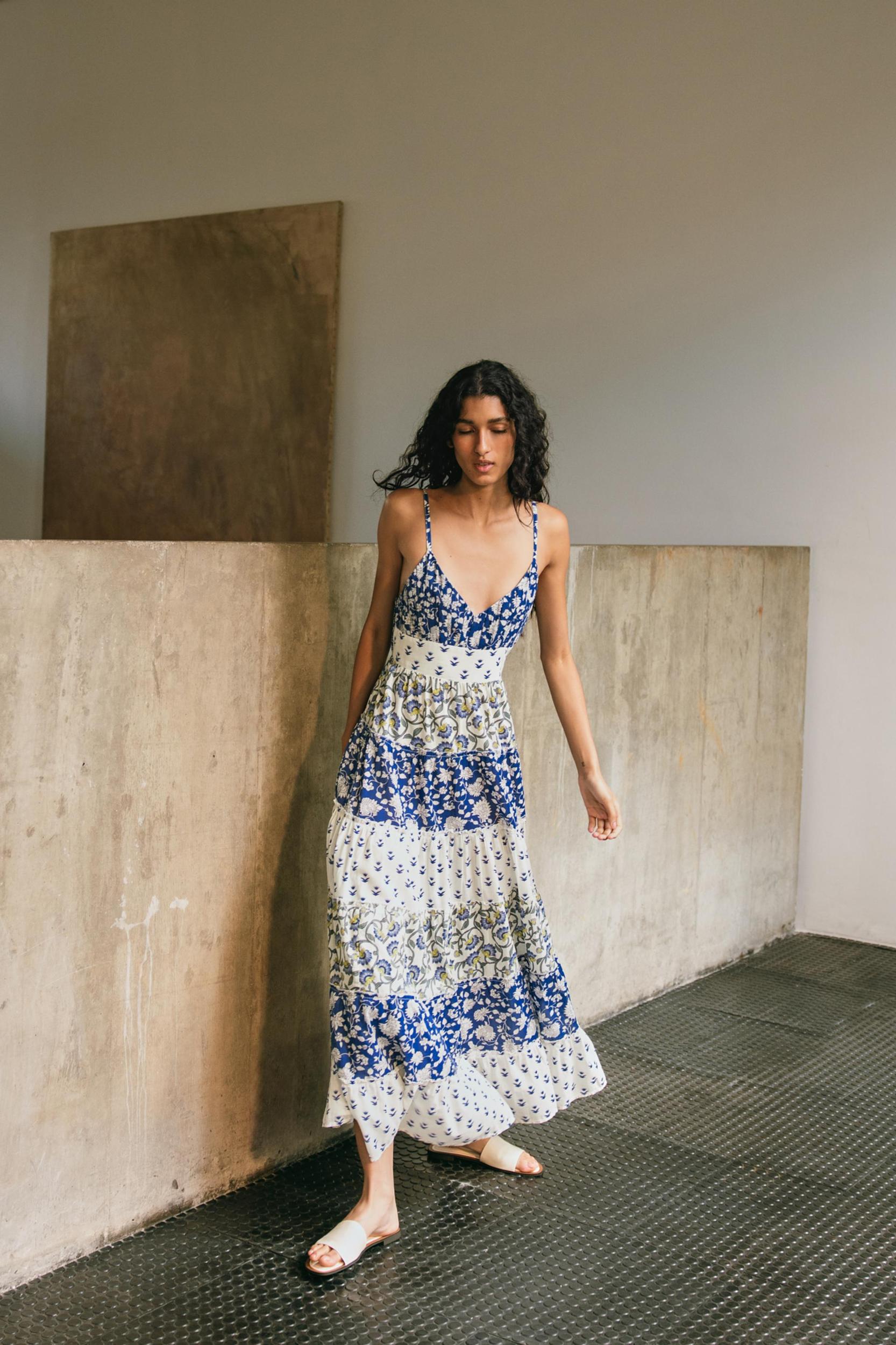 PATCHWORK PRINT PANEL DRESS Product Image