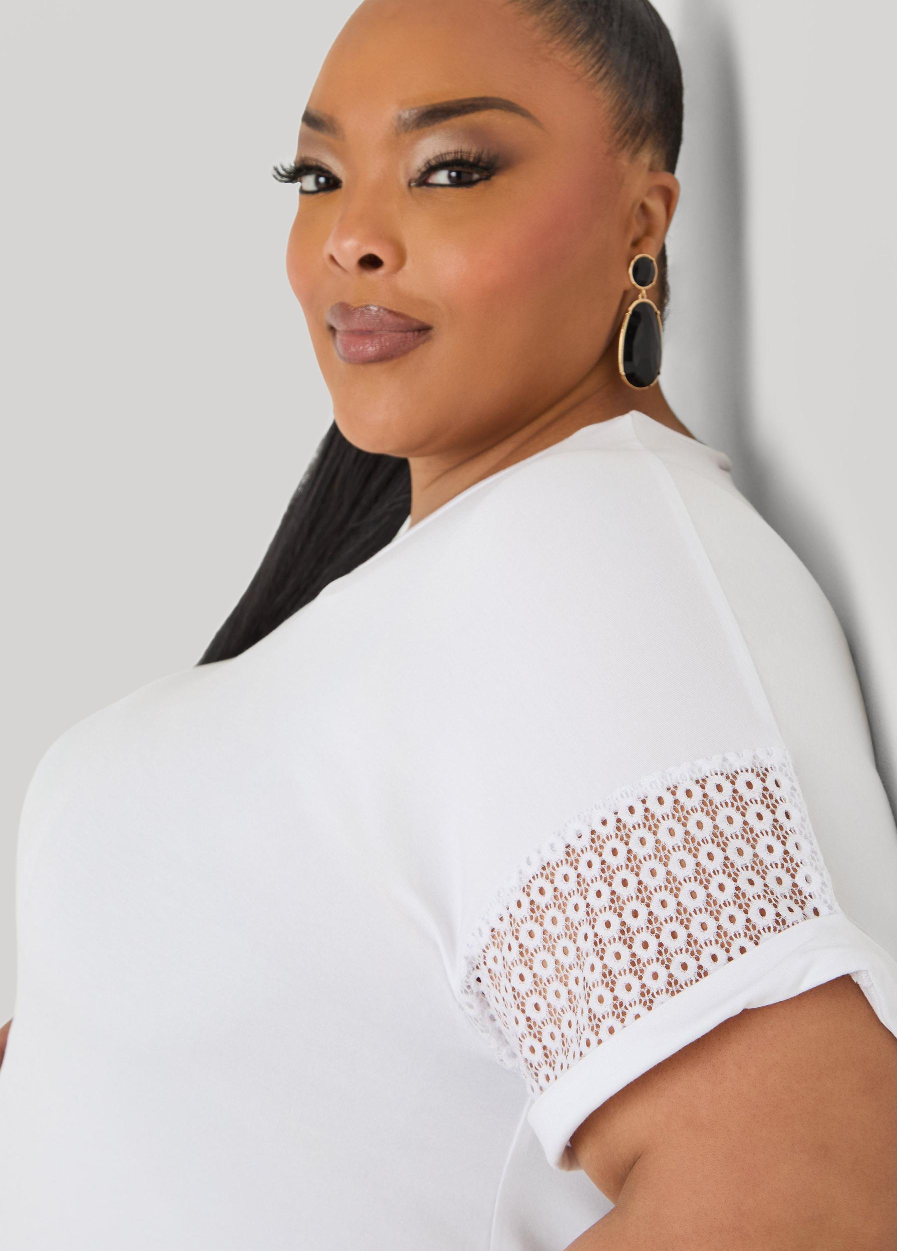 Crochet Paneled T Shirt Product Image