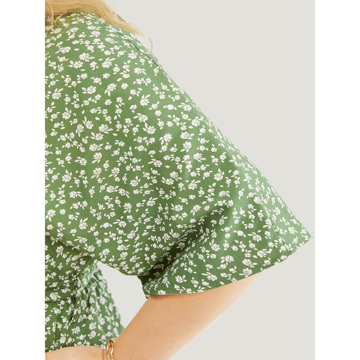 Plus Size Green Ditsy Floral Wrap Pocket Belt Batwing Sleeve Jumpsuit Women Elegant Half Sleeve V-neck Dailywear Loose Jumpsuits BloomChic 22-24/3X Product Image