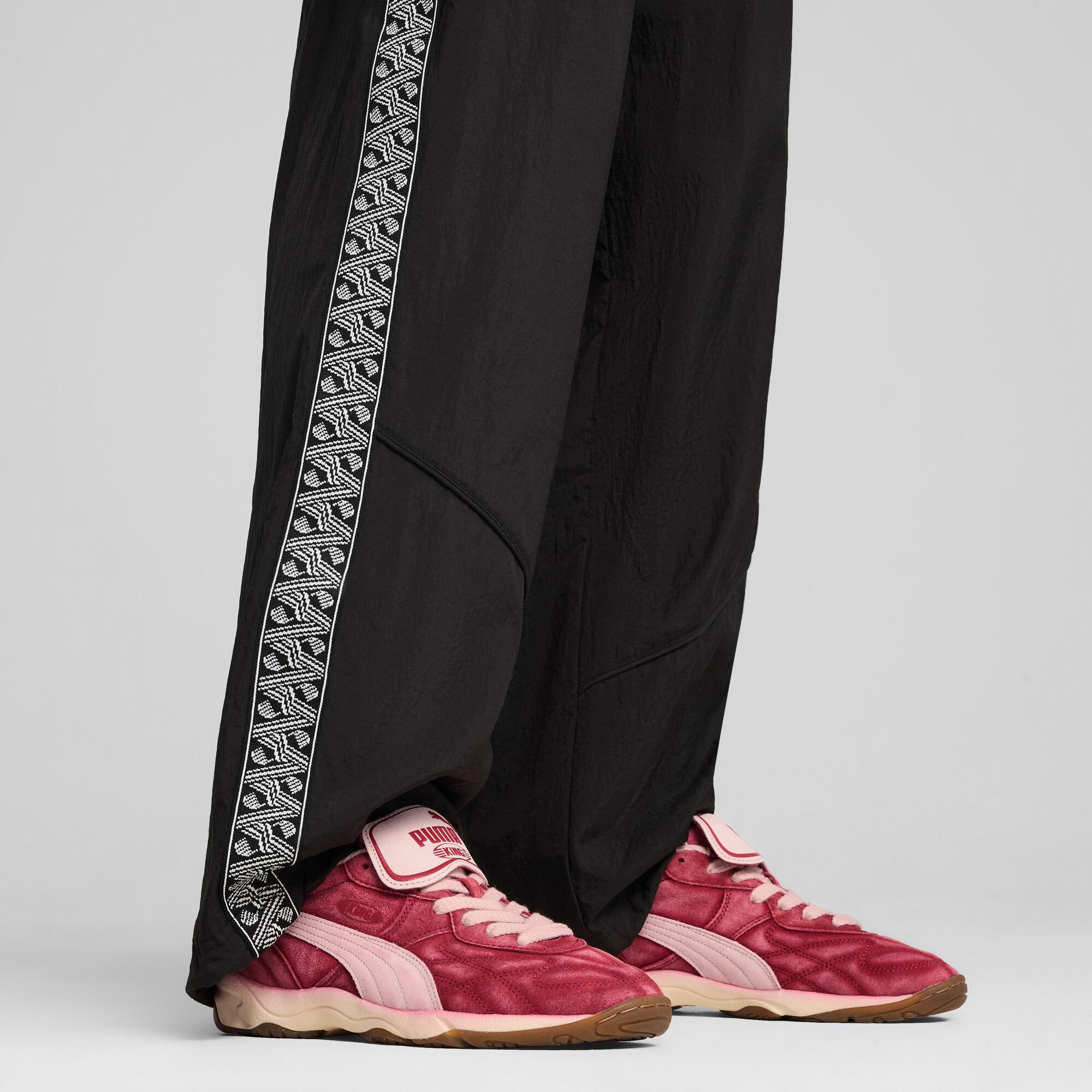 KING Indoor The NeverWorn V Men's Sneakers Product Image