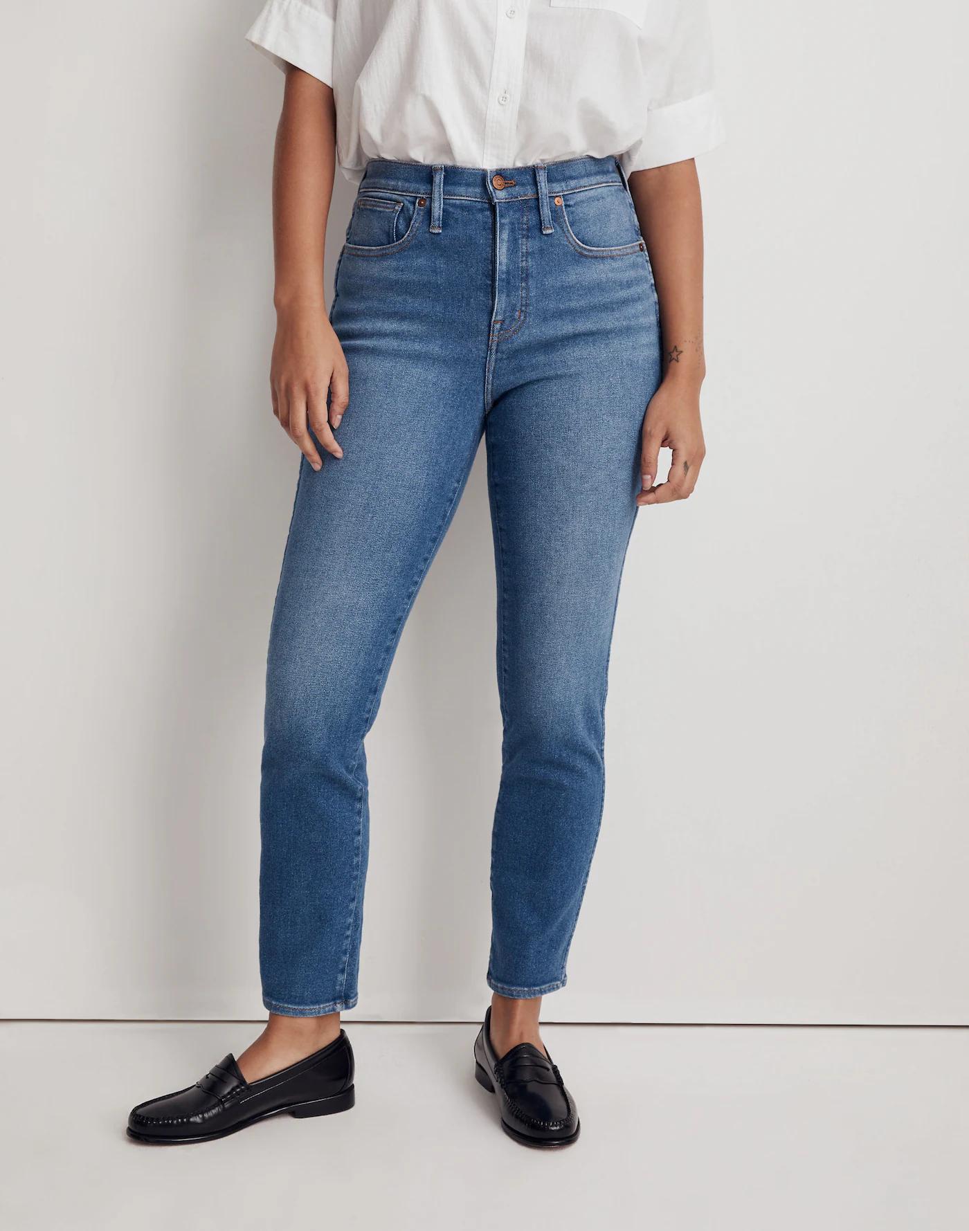 Tall Curvy Stovepipe Jeans in Leaside Wash Product Image