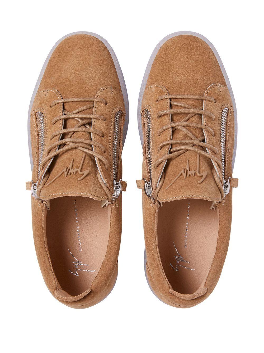 zip-detail low-top sneakers  Product Image