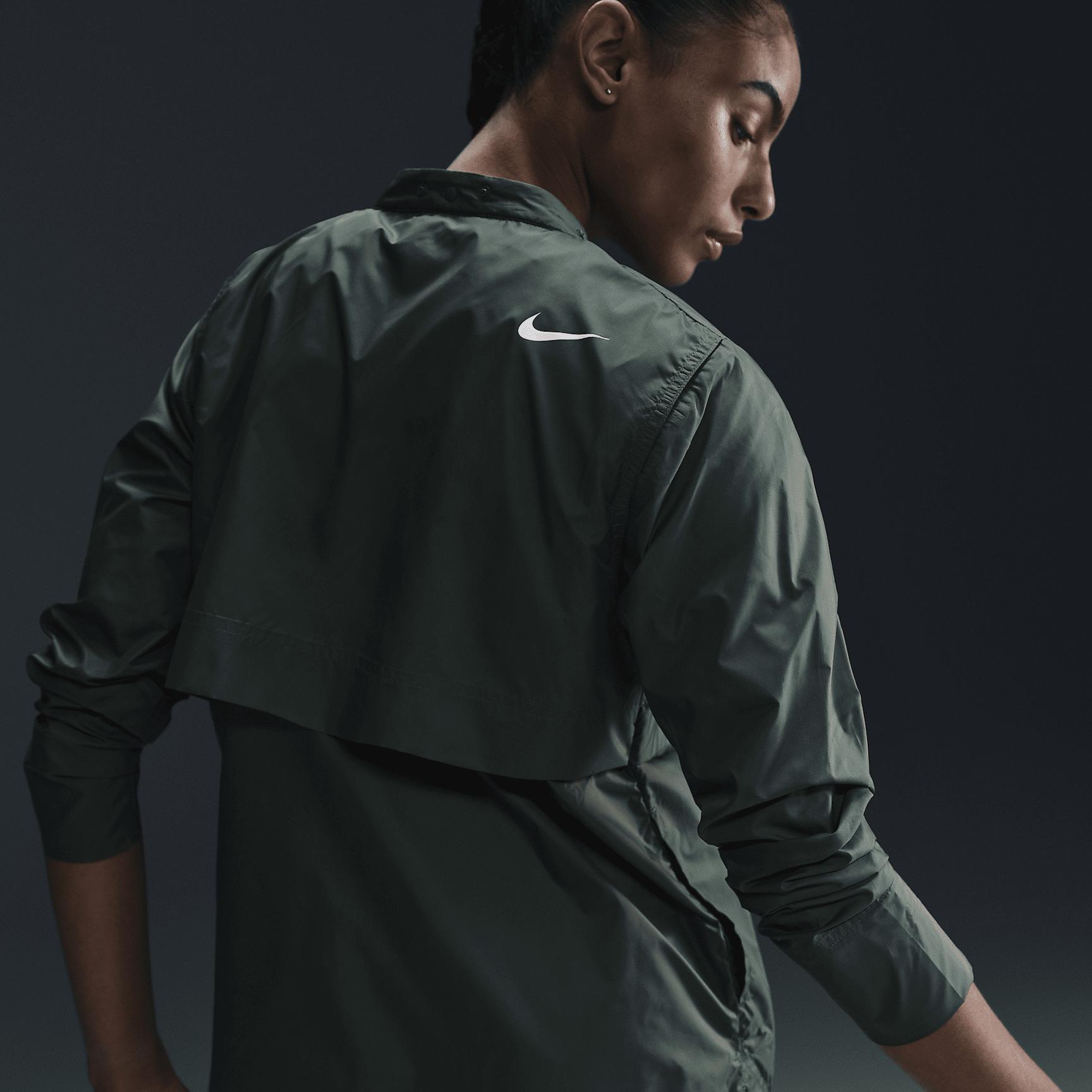 Nike Tour Repel Women's Golf Jacket Product Image