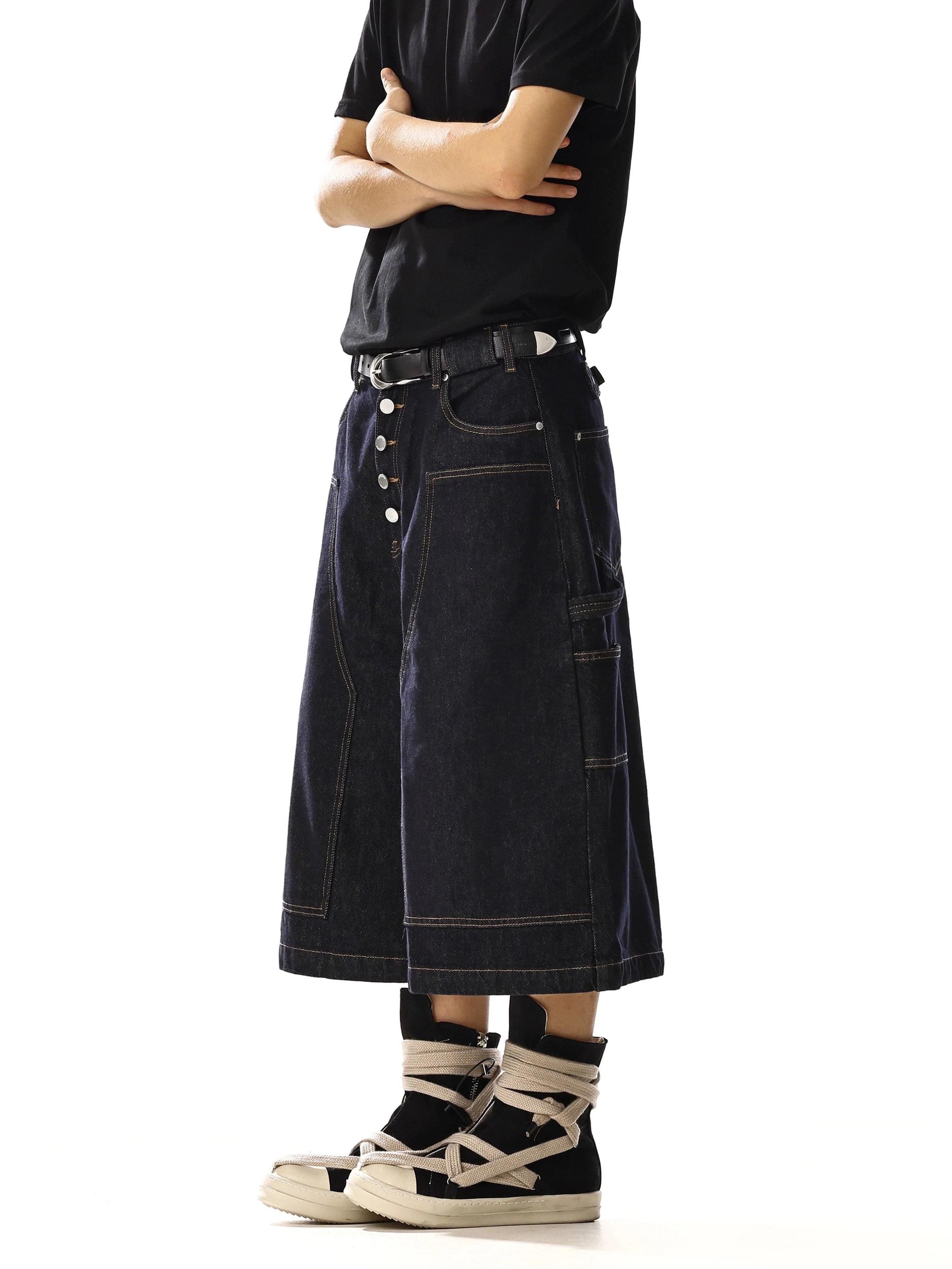 RT No. 18240 UTILITY DENIM SHORTS Product Image