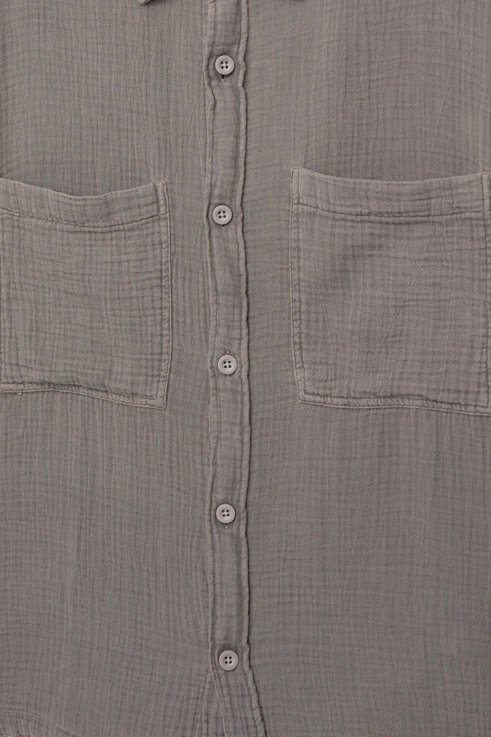 Short sleeve chiffon shirt Product Image