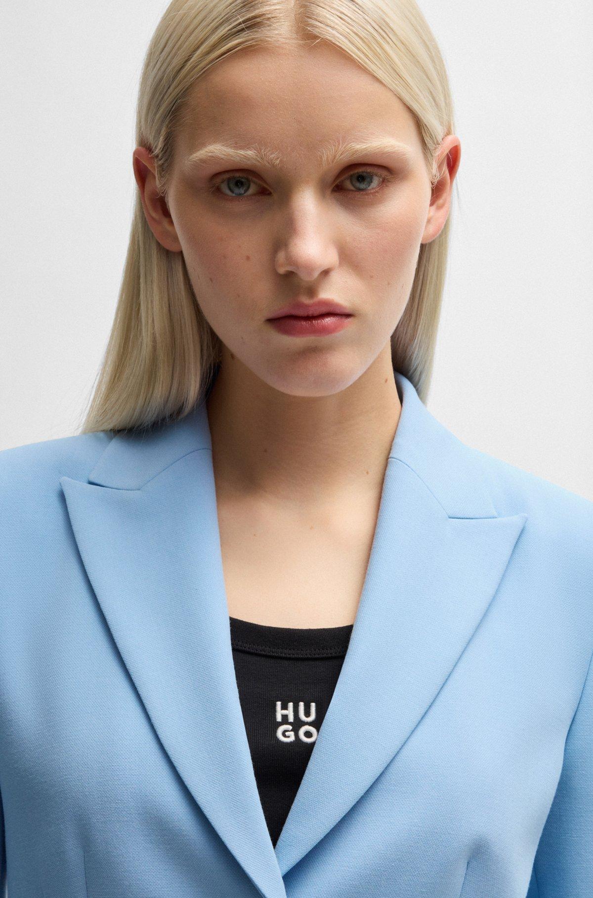 Slim-fit blazer with contrast buttons Product Image