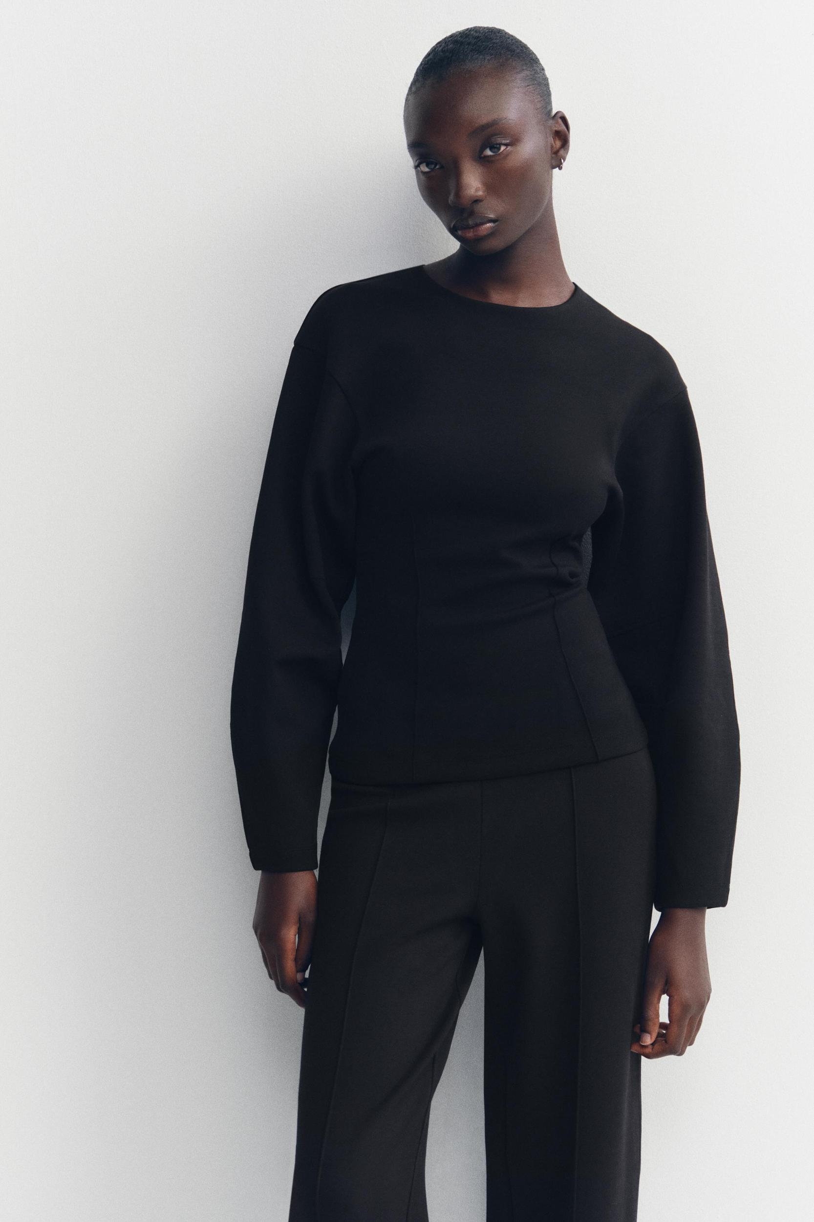 FITTED INTERLOCK SWEATSHIRT Product Image