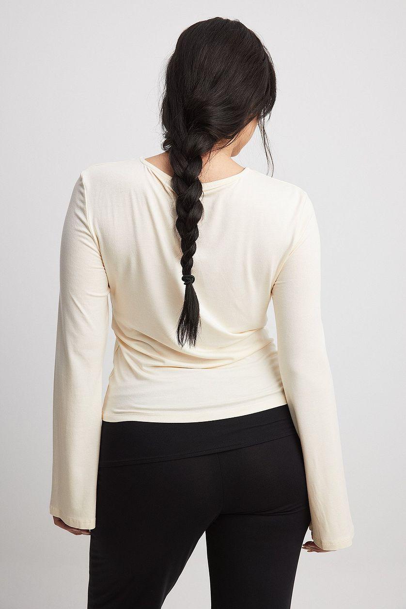 Soft Line Twist Top Offwhite Product Image