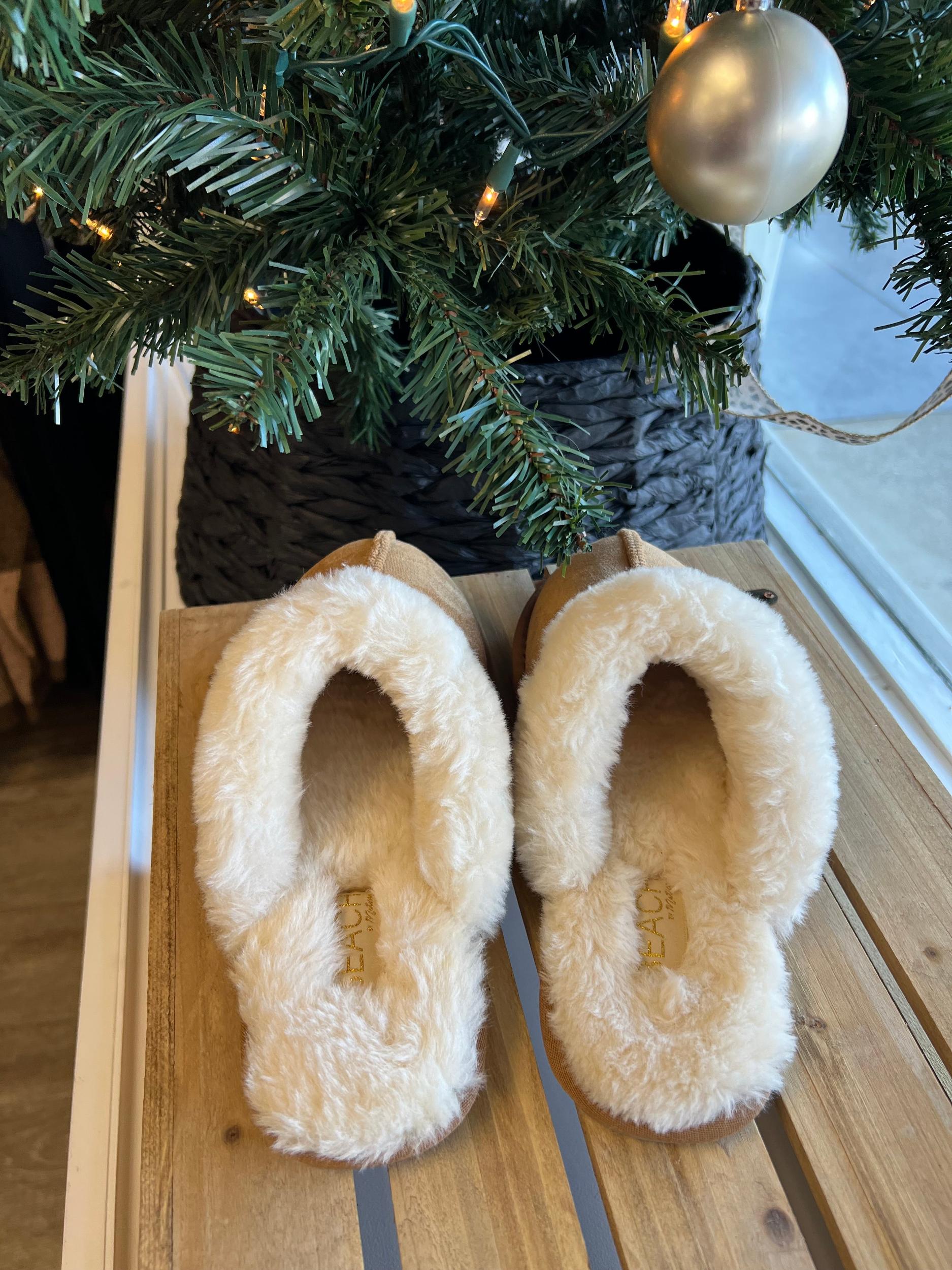 Chill Soft Suede Slippers Product Image