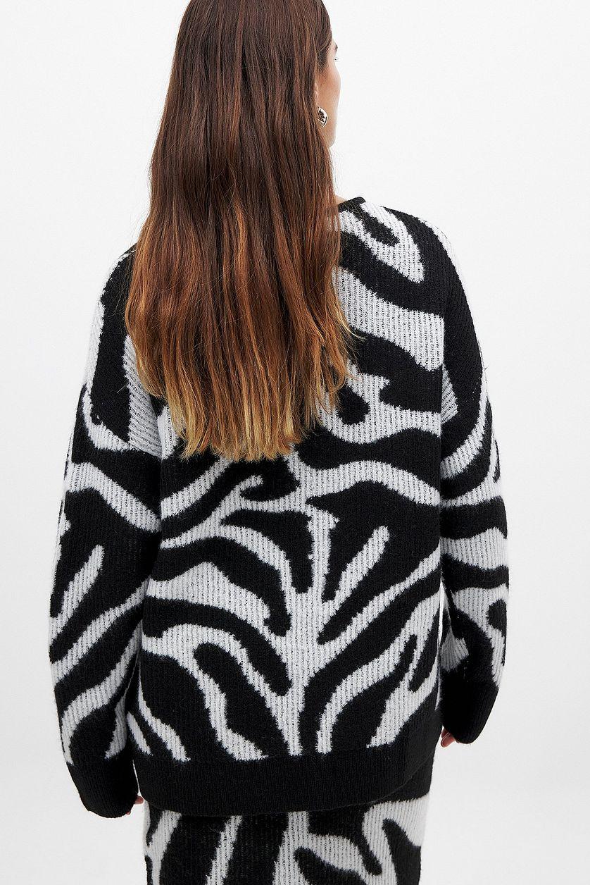 Jacquard Knitted Sweater Product Image