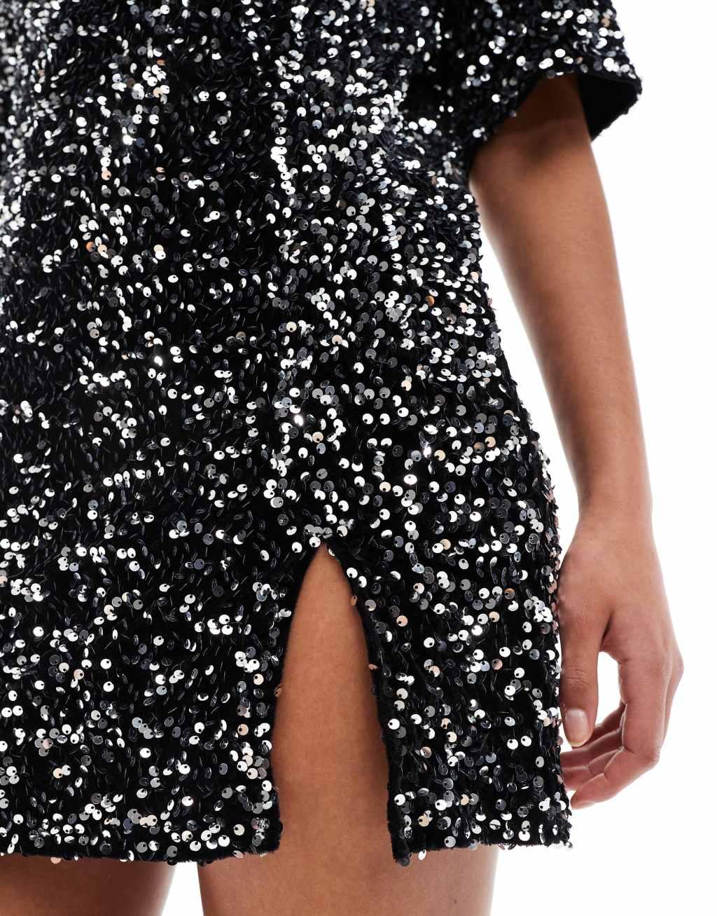 4th & Reckless Tall velvet sequin mini T-shirt dress with open back in black Product Image