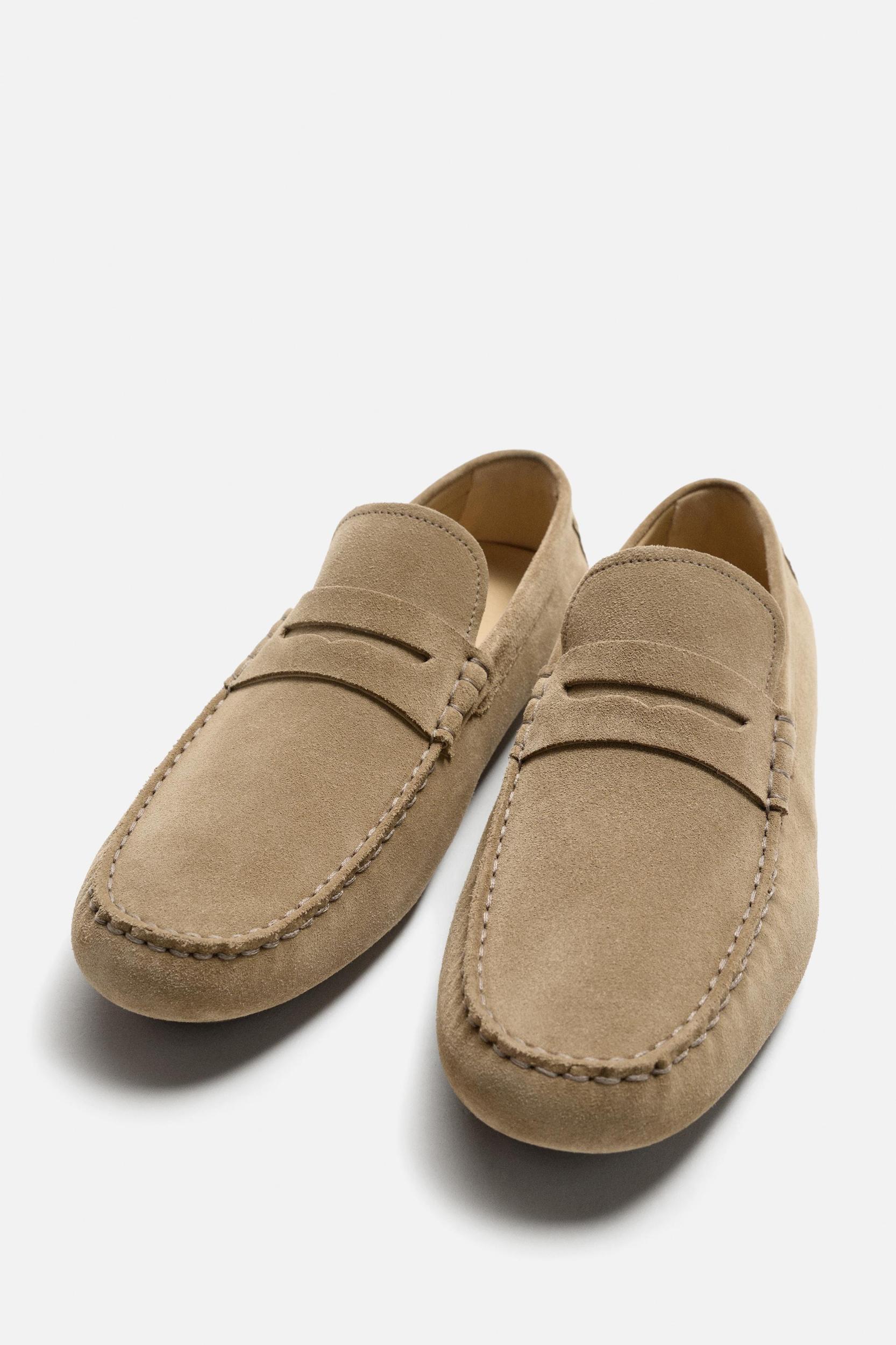 CASUAL LEATHER LOAFERS Product Image