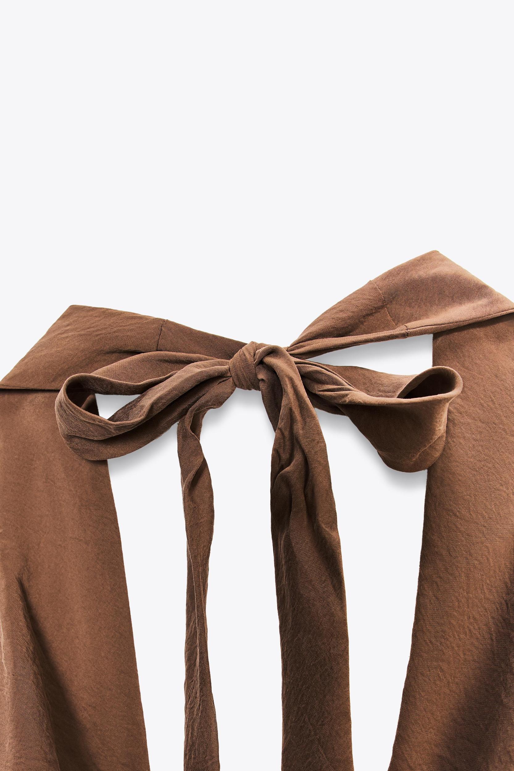 FLOWY DRAPED HALTER TOP Product Image