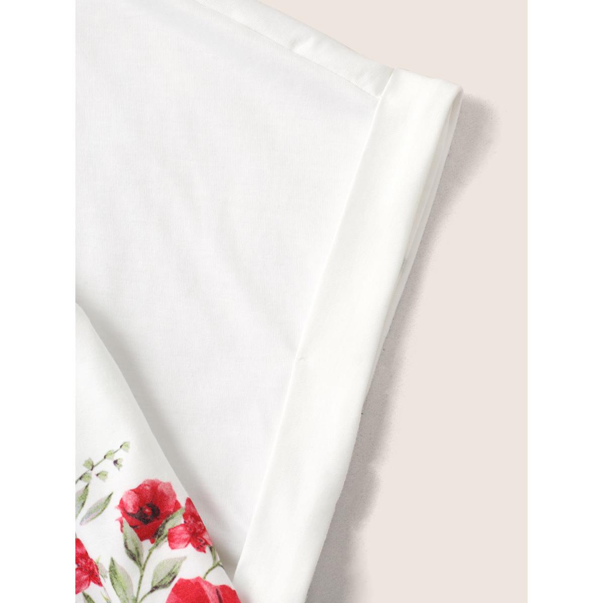 Plus Size Round Neck Natural Flowers Cuffed Sleeve T-shirt Dirtypink Women Elegant Contrast Natural Flowers Round Neck Everyday T-shirts BloomChic 10/M Product Image