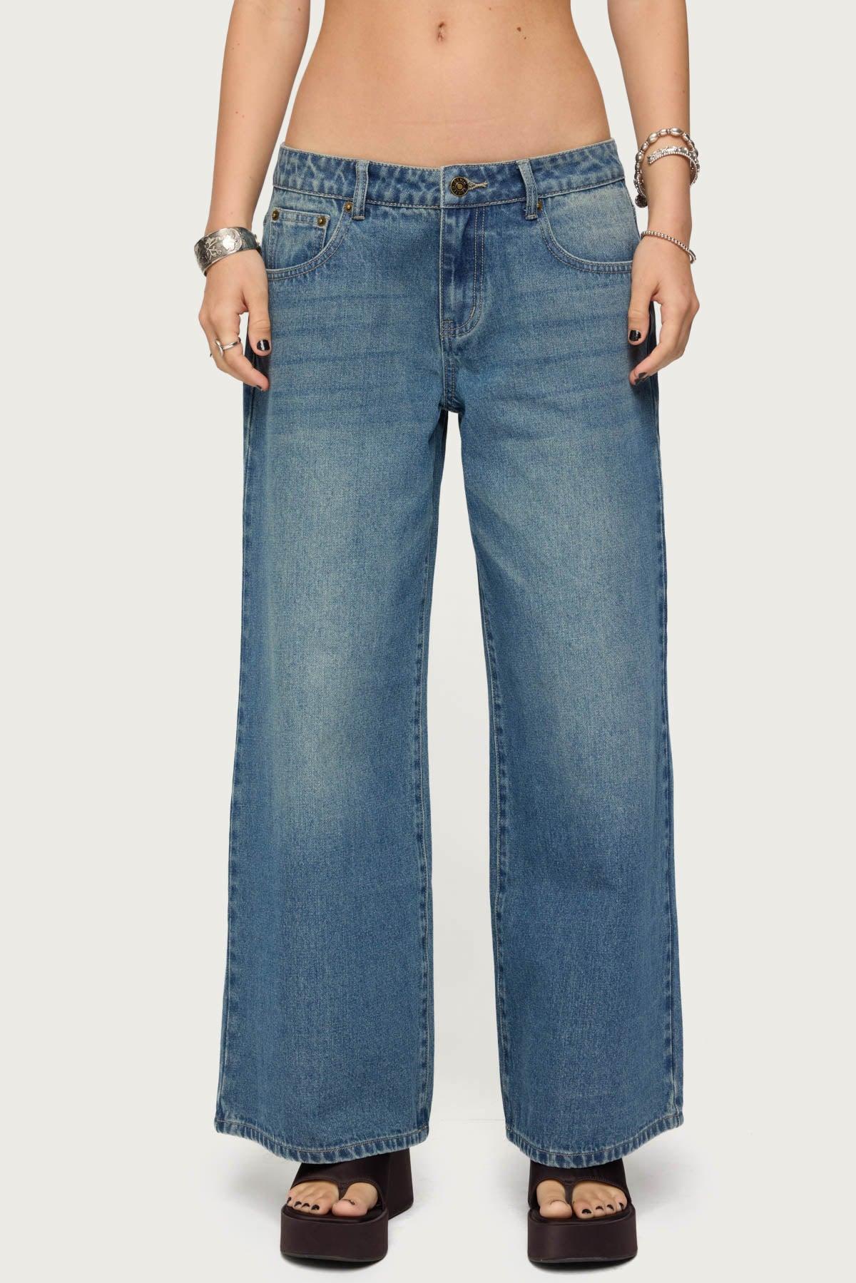 Petite Vyxen Vintage Washed Low Rise Baggy Jeans Product Image