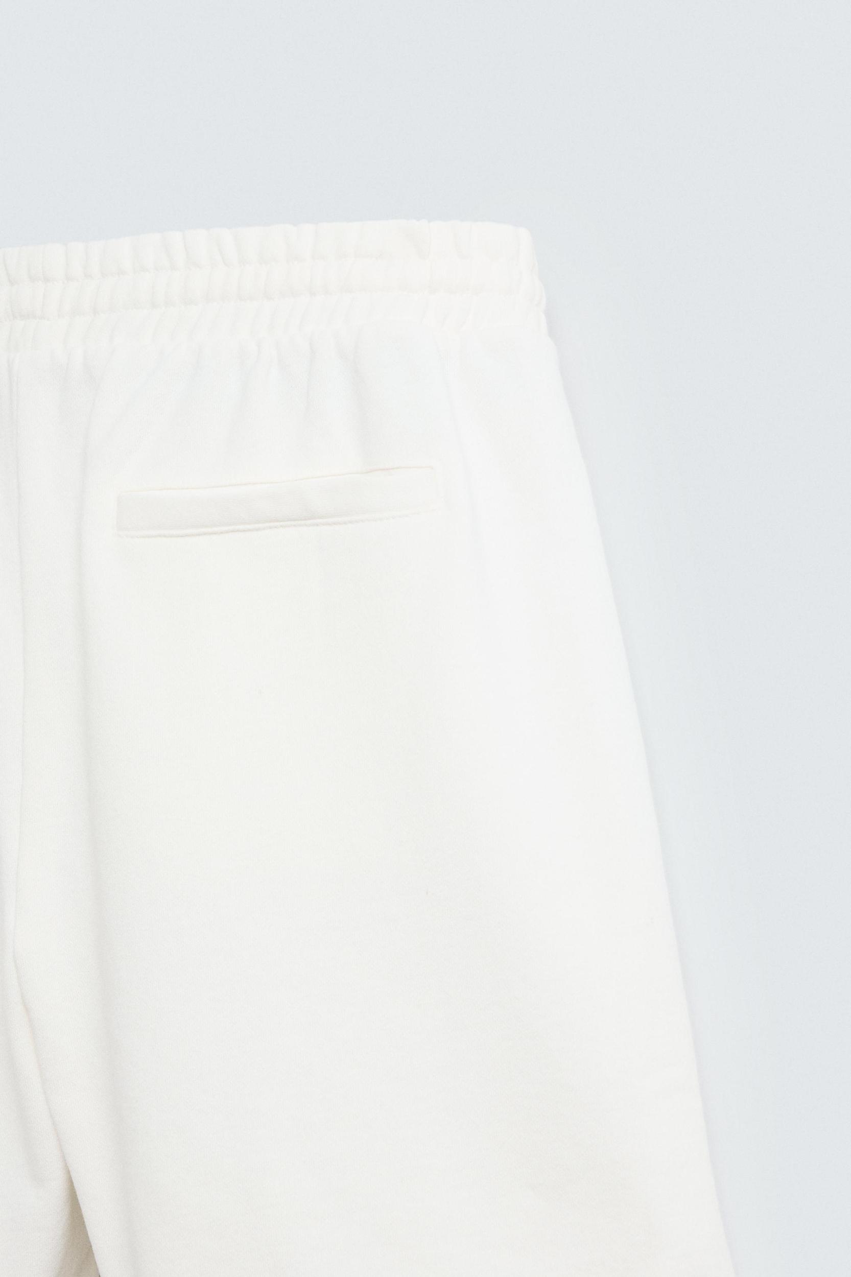 WASHED JOGGER SHORTS Product Image