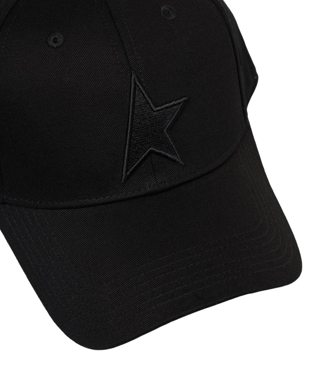 Baseball cap with logo embroidery Product Image