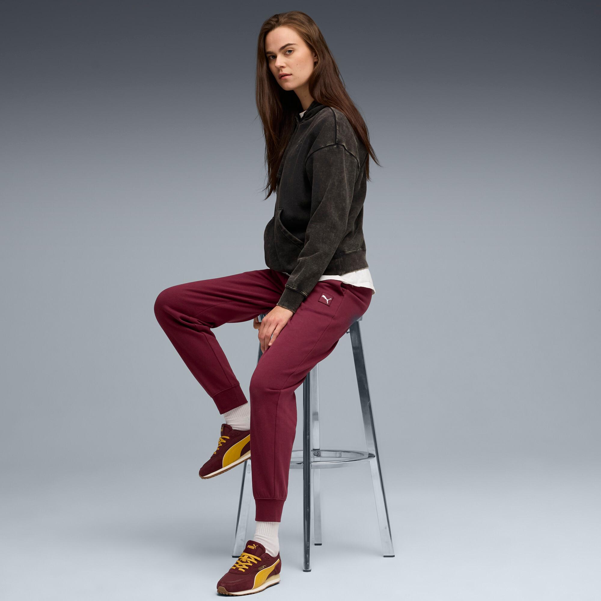 ESS ELEVATED Wash Hoodie Women Product Image