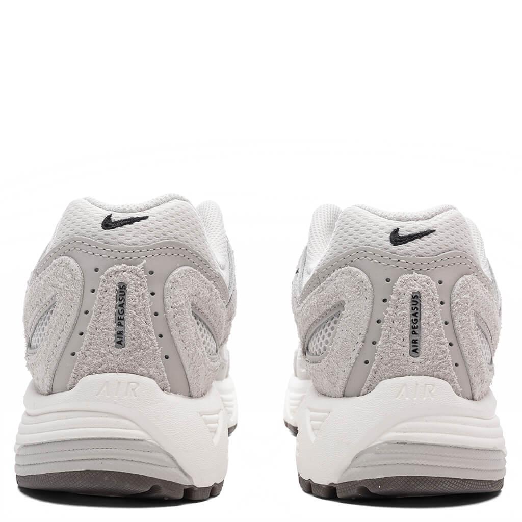 Women's Air Pegasus 2005 - Phantom/Metallic Silver/Light Bone/Black Female Product Image