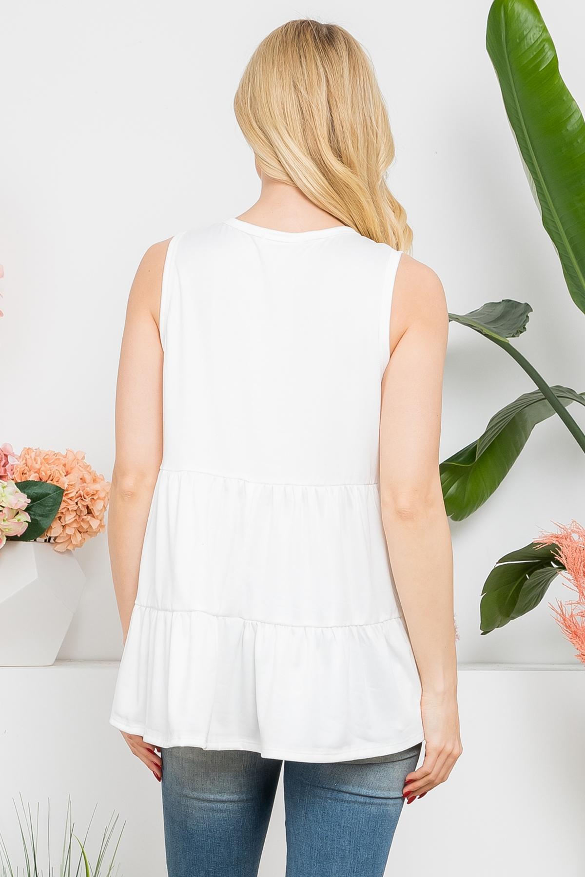 KNOTCH NECKLINE TANK TOP Product Image