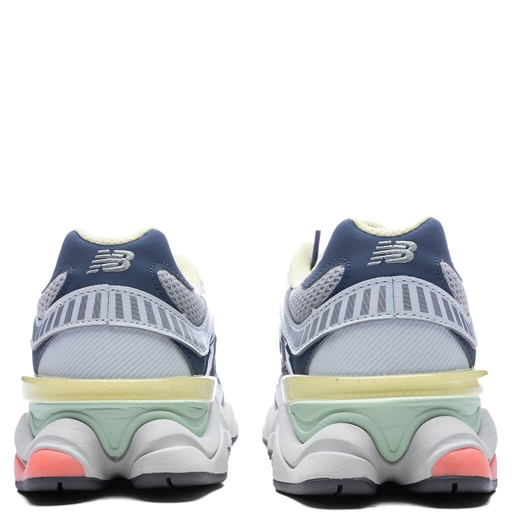 9060 - Ice Blue/Vintage Indigo/Silver Metallic Male Product Image