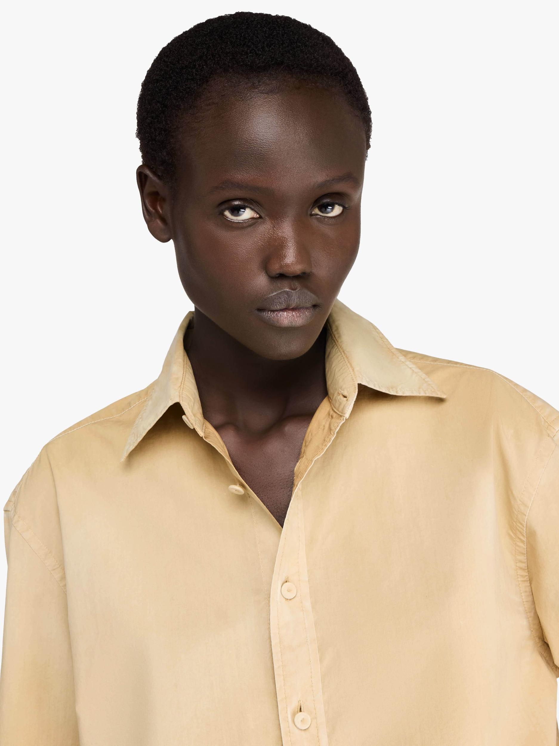 GARMENT DYED CROPPED SHIRT Product Image