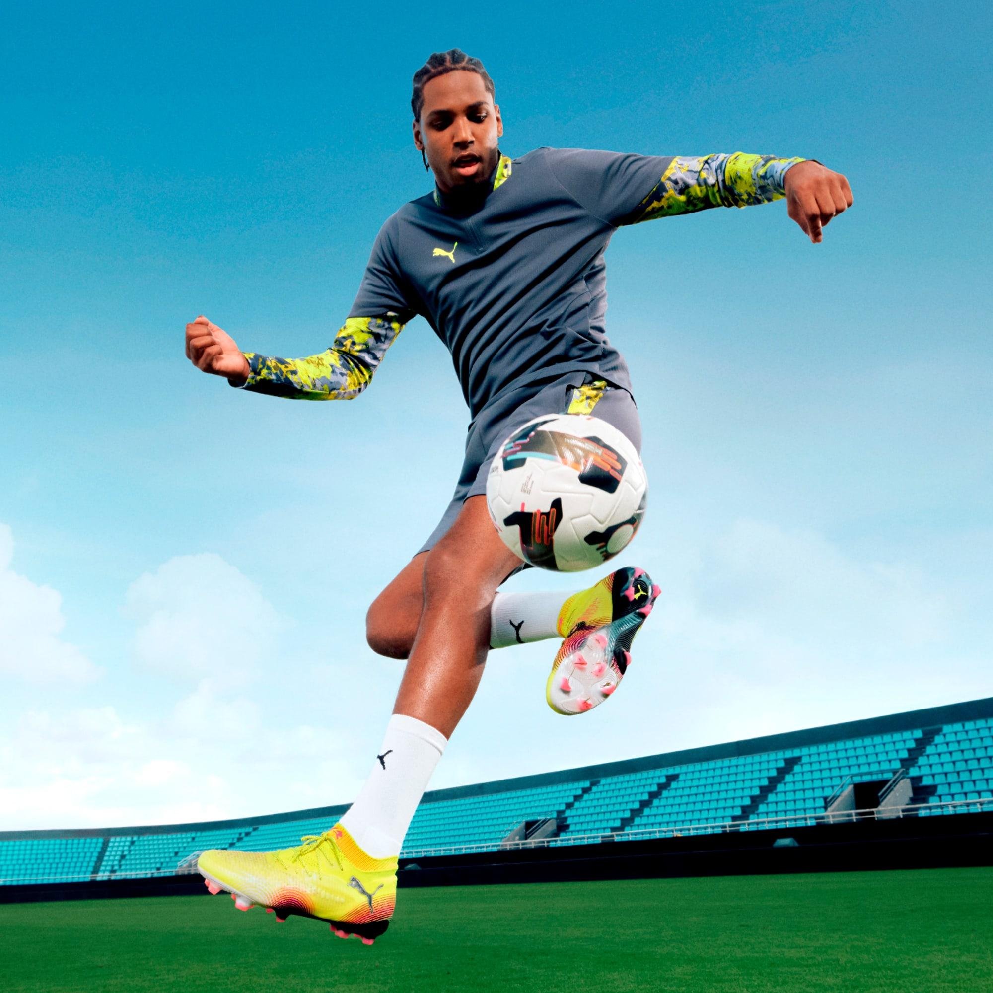 IndividualCUP Quarter-Zip Men's Soccer Top Product Image