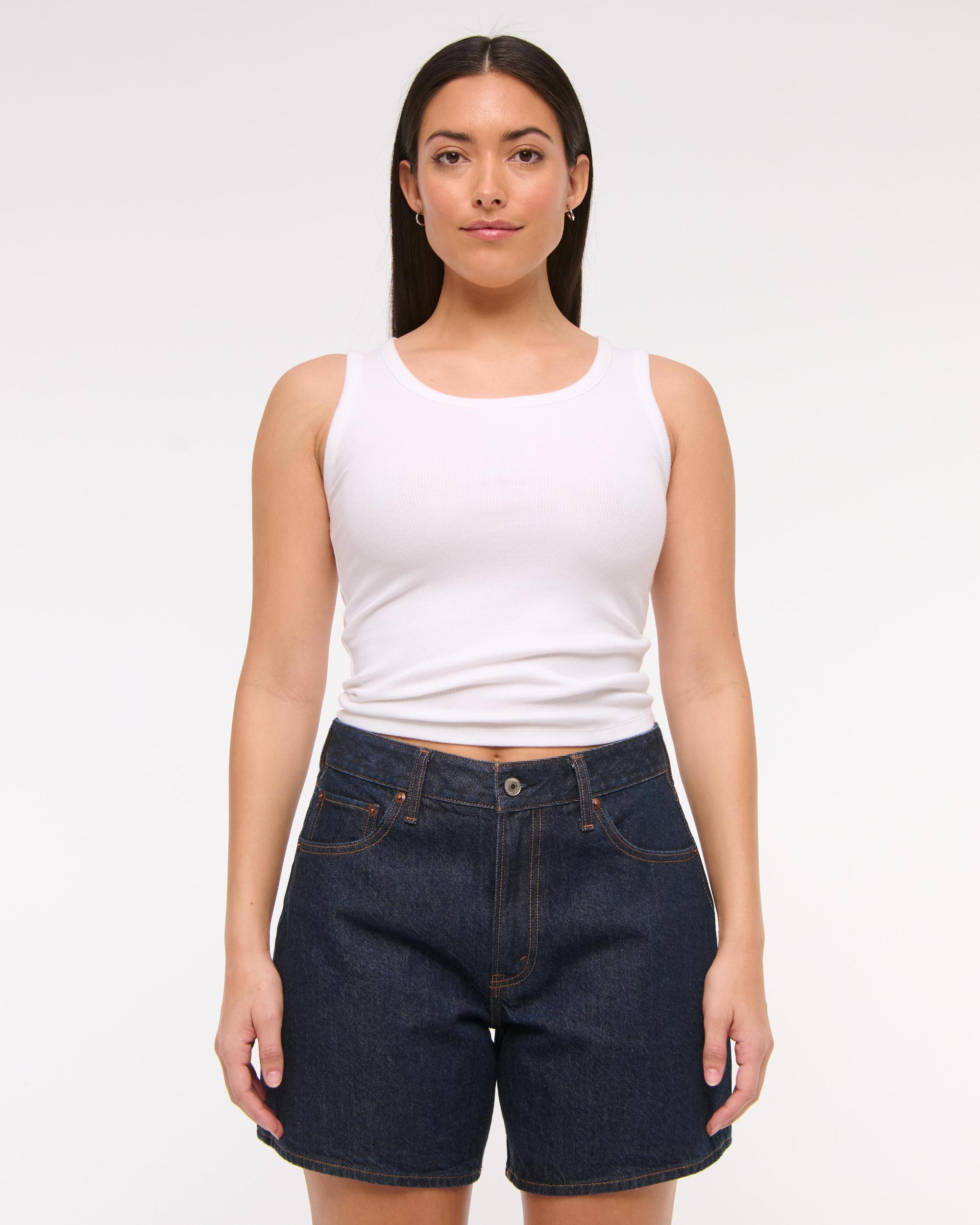 Curve Love High Rise Loose Short Product Image