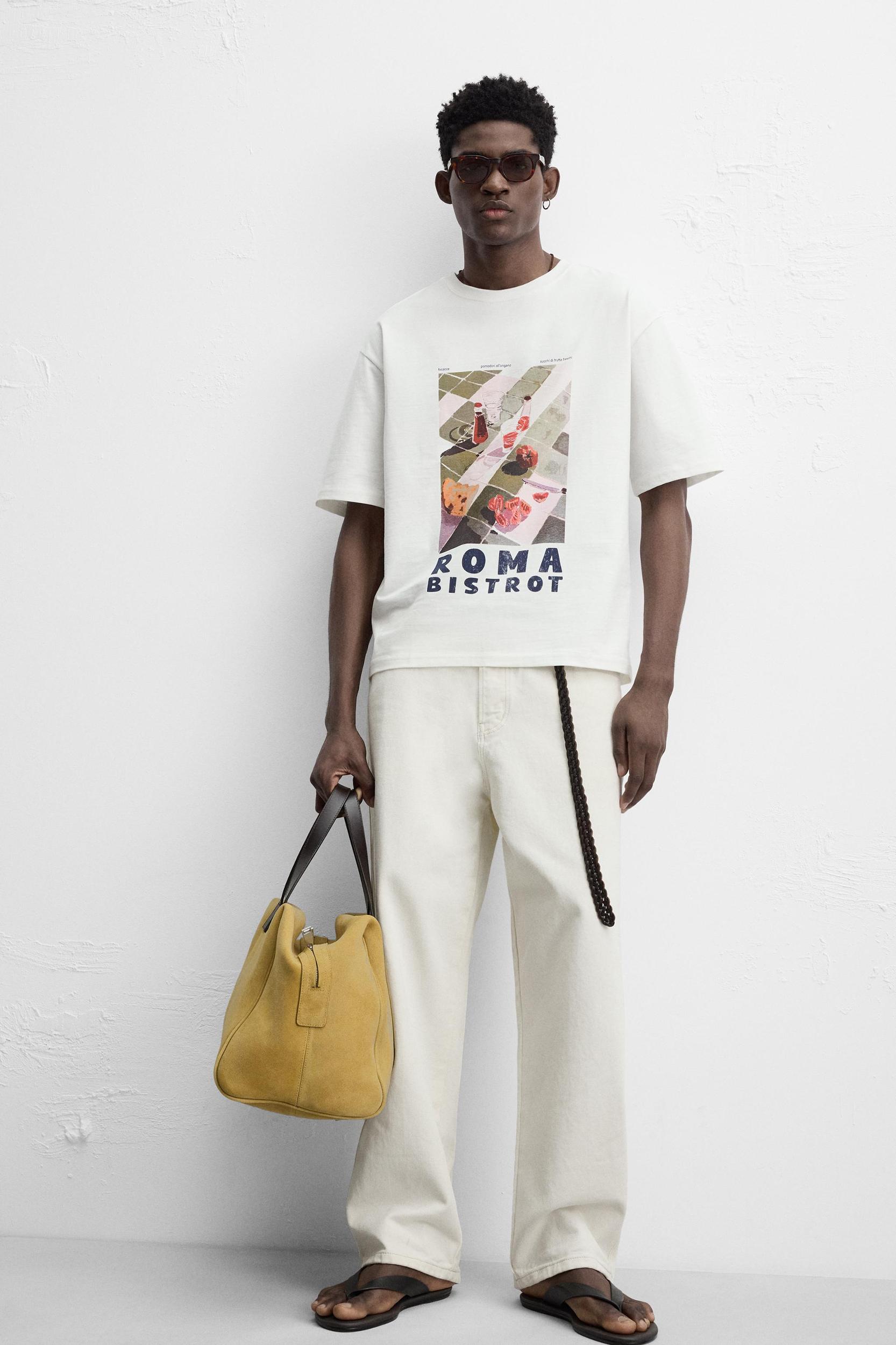 CONTRAST PRINT T-SHIRT Product Image