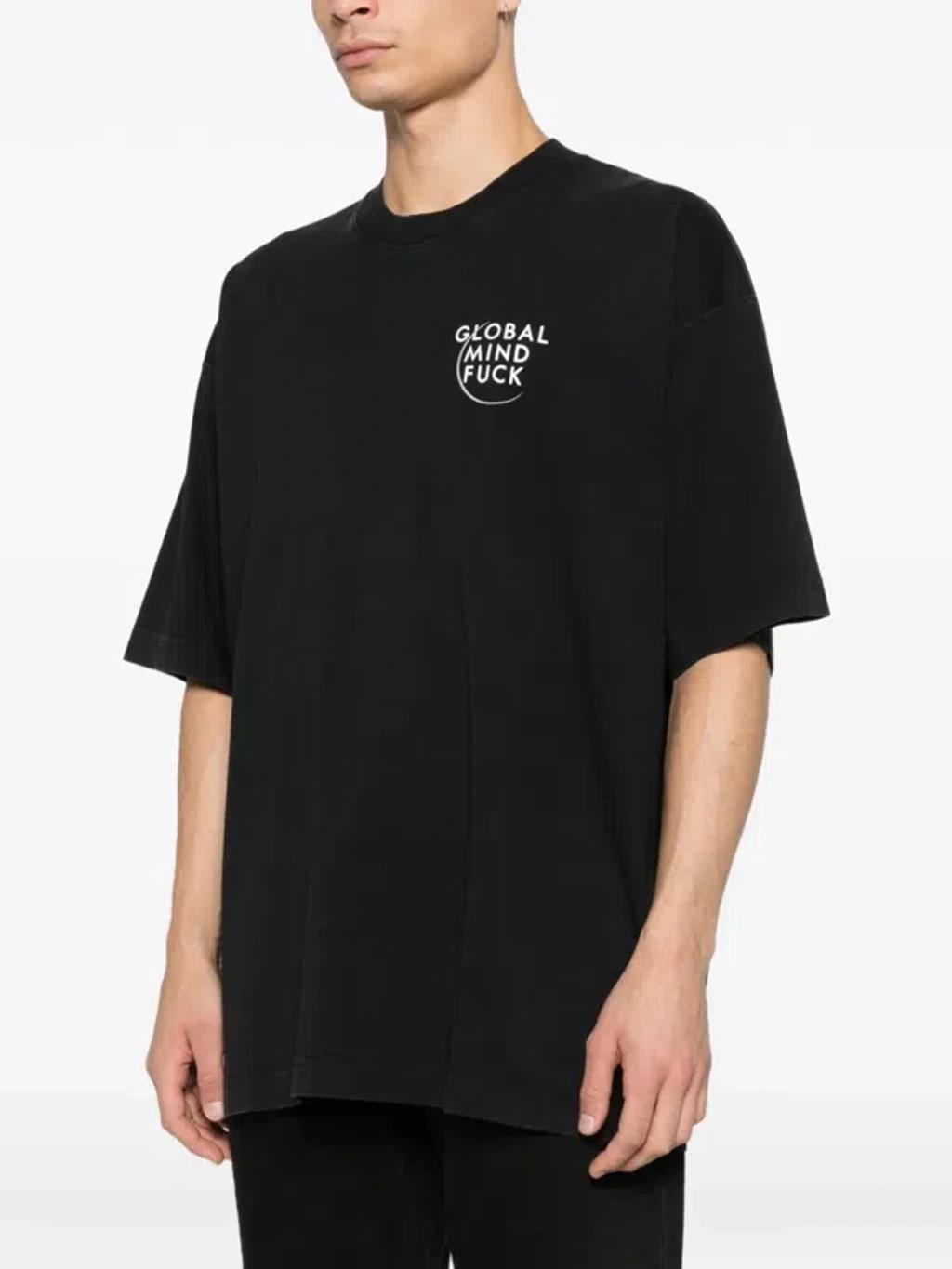 VETEMENTS Printed T-shirt In Black Product Image
