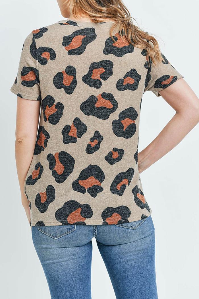 Leopard short sleeved tie knot Product Image
