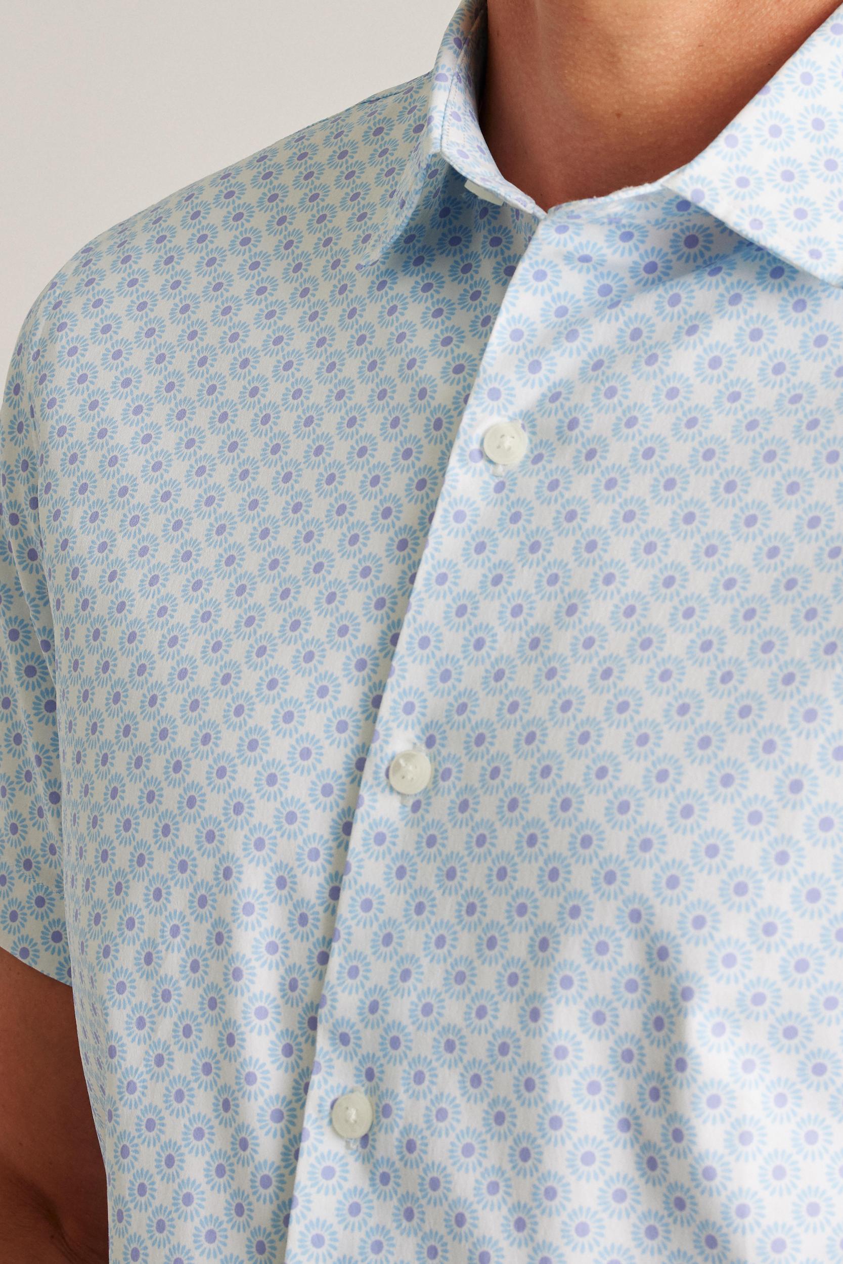 Tech Short Sleeve Shirt Product Image