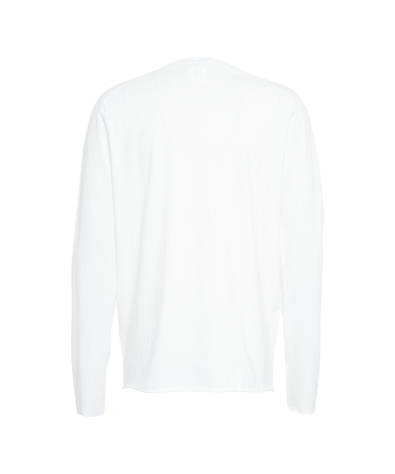 Long sleeve shirt with open edges Product Image