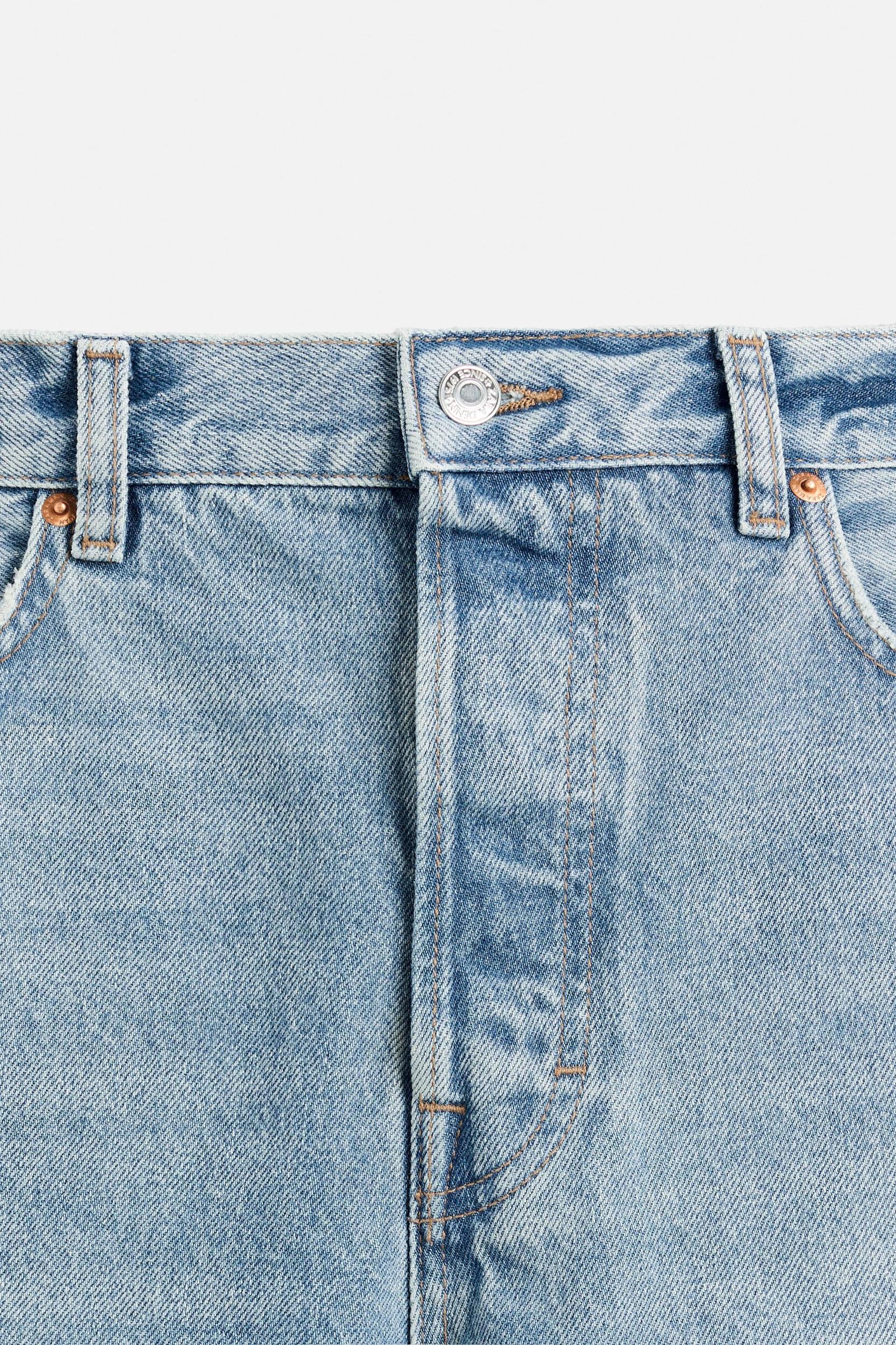 PAINT SPLATTER STRAIGHT FIT JEANS Product Image