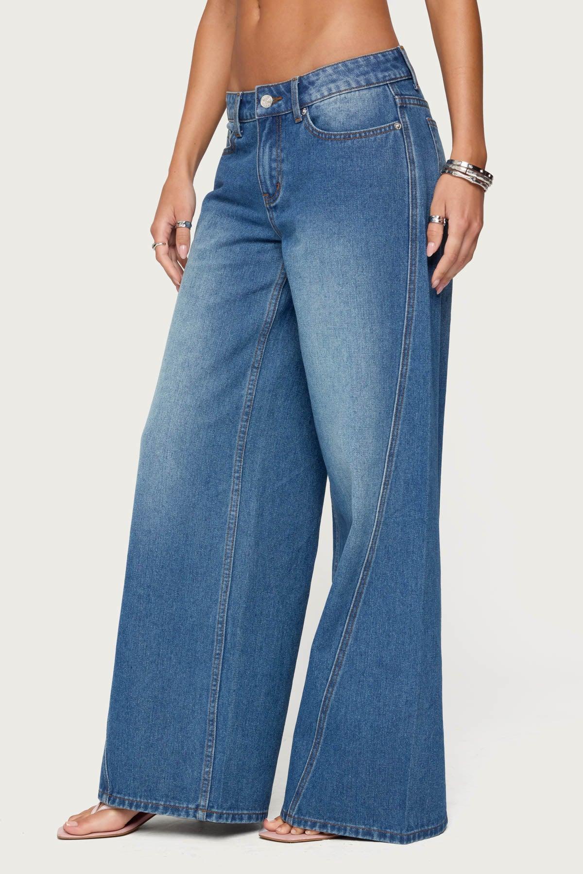 Linden Low Rise Baggy Jeans Product Image