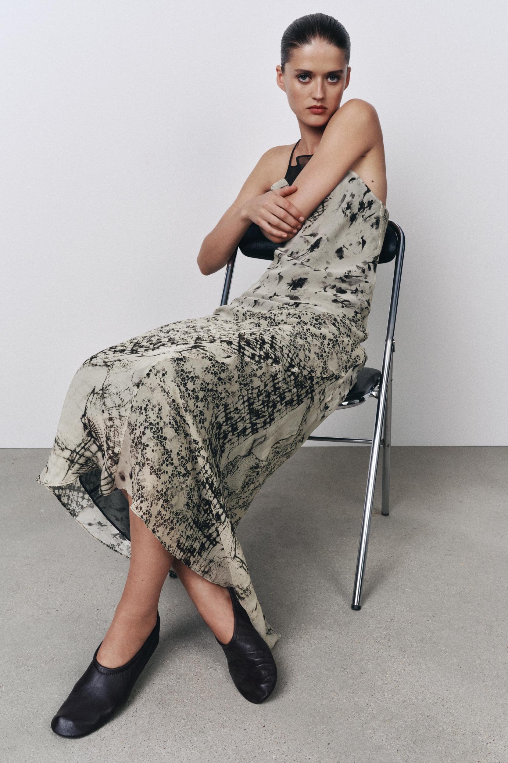 LONG PRINTED DRESS Product Image