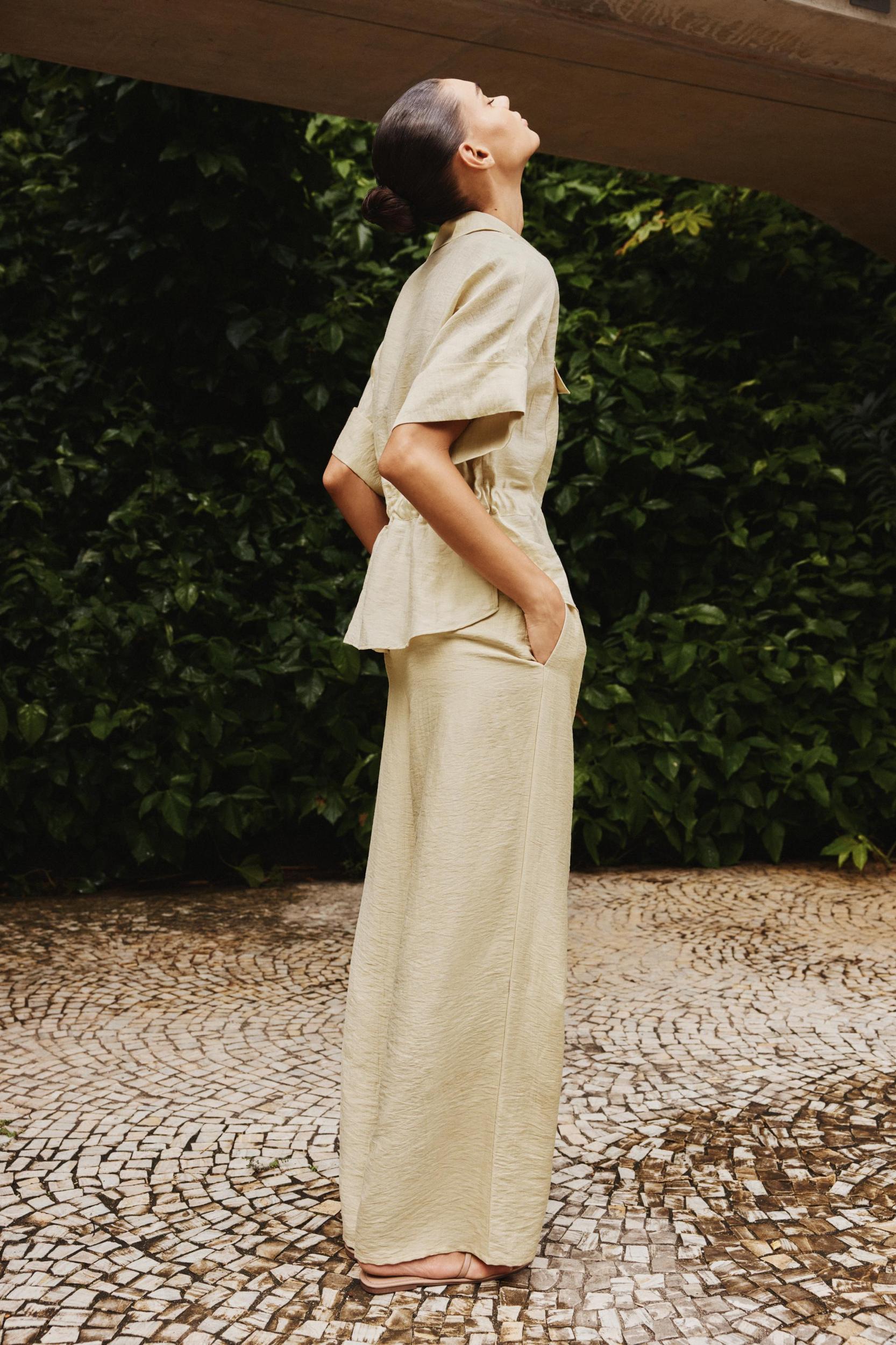 ELASTIC WAIST WIDE LEG PANTS Product Image