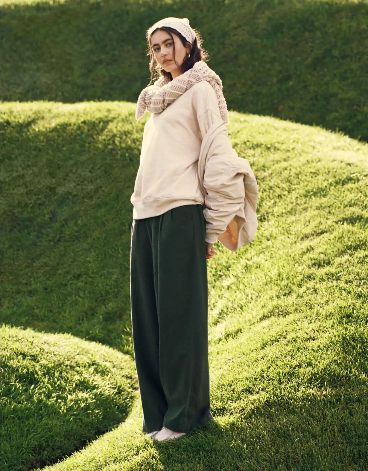 AE Stretch Linen-Blend High-Waisted Wide-Leg Trouser Product Image