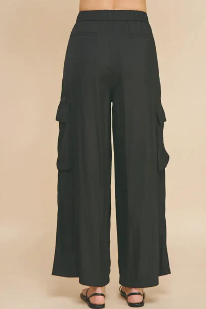 Relaxed Fit Cargo Pants Product Image