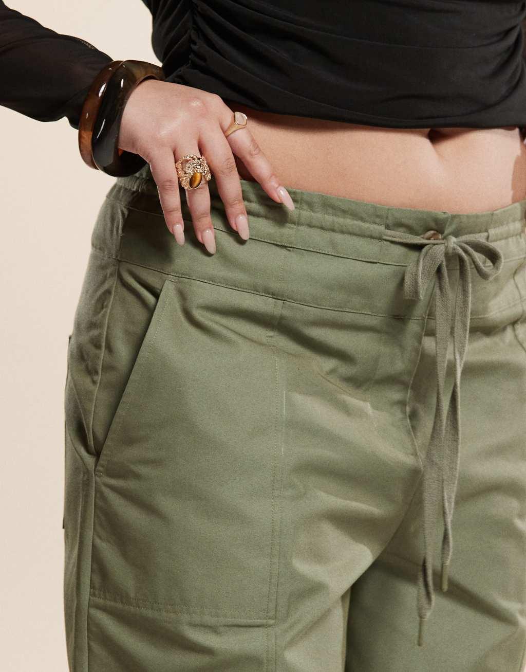 ASOS DESIGN Curve barrel pants with seam detail in khaki Product Image