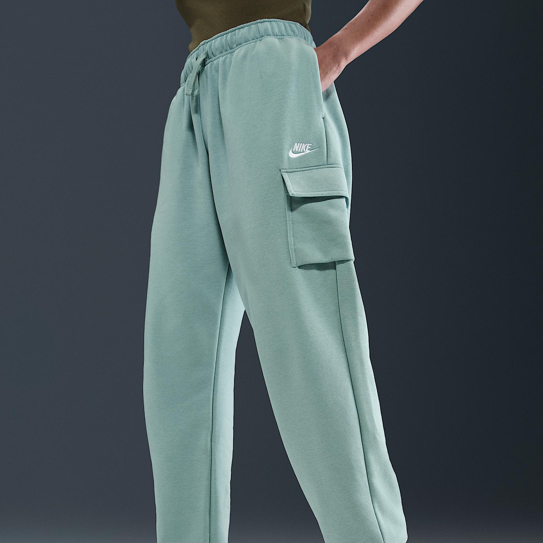 Womens Nike Sportswear Club Fleece Mid-Rise Oversized Cargo Sweatpants | DQ5196-017 Product Image