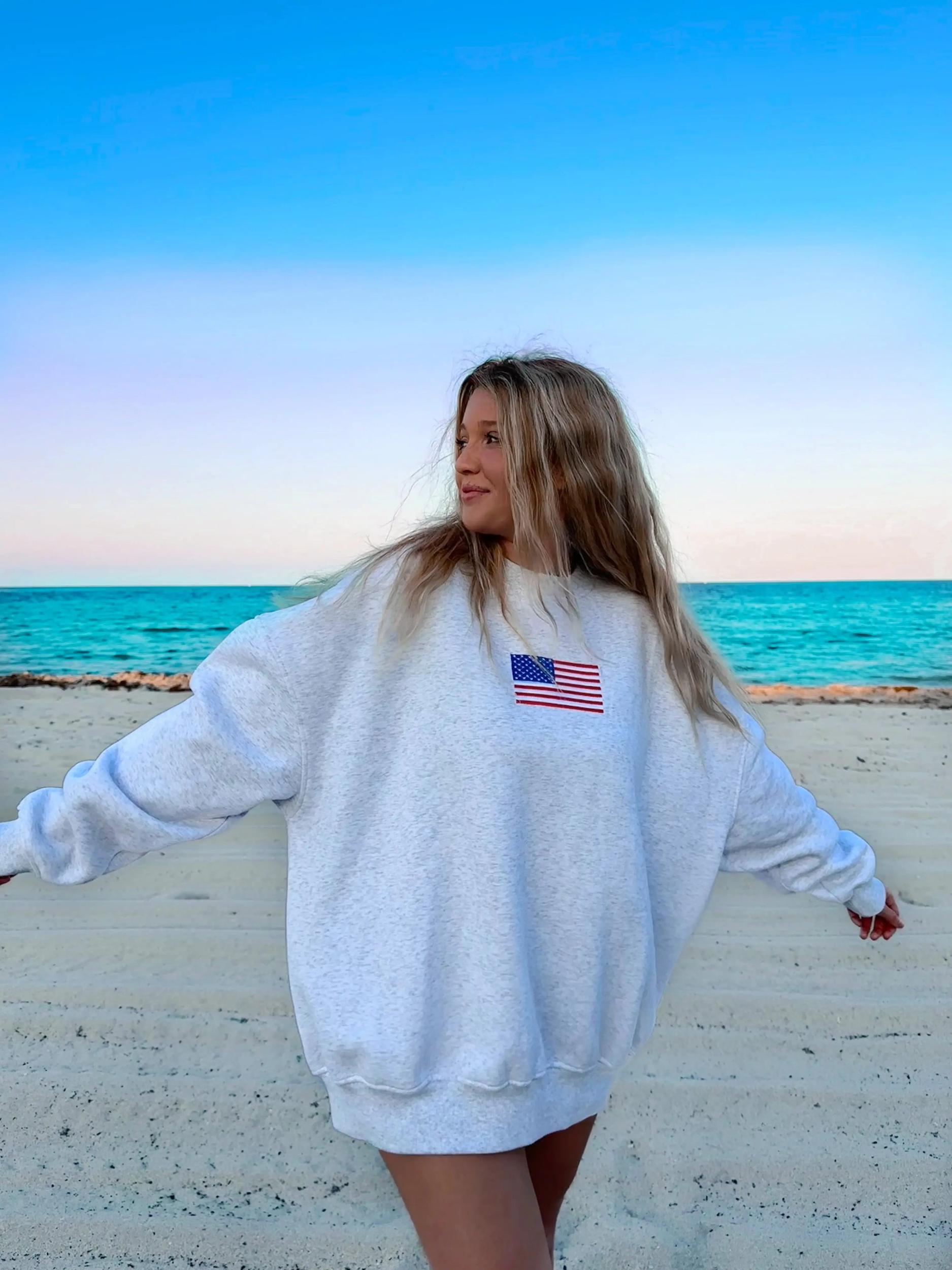 Pearl Grey Vintage American Flag Sweatshirt Product Image