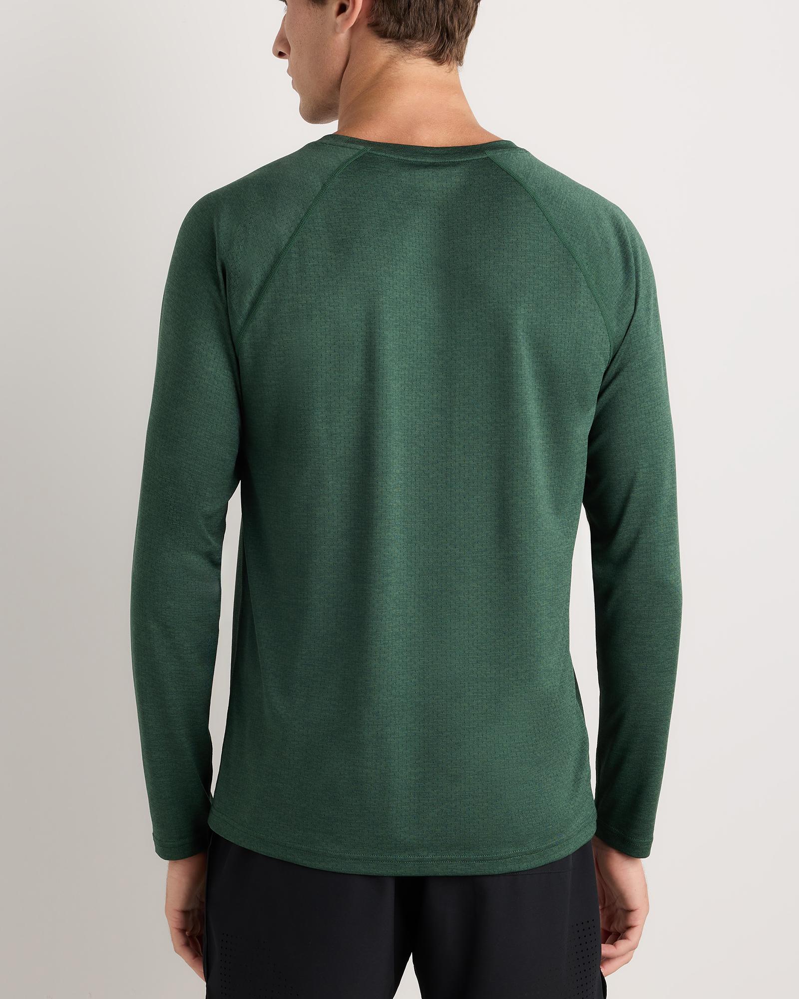 Quince | Men's Mesh Performance Training Long Sleeve T-Shirt Recycled Polyester Product Image