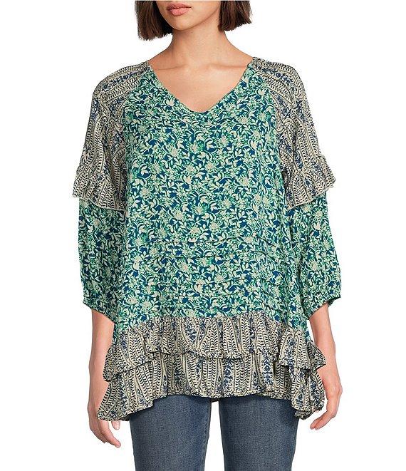 Tru Luxe Jeans Mixed Floral Print Peplum V-Neck 3/4 Sleeve Top Product Image