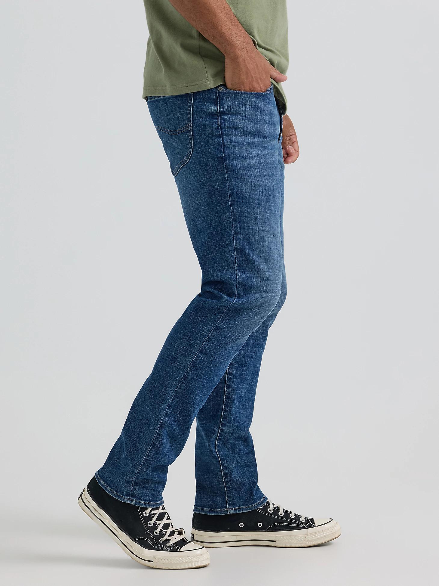 Men's Extreme Motion Regular Taper Jean | Men's Jeans | Lee® Product Image