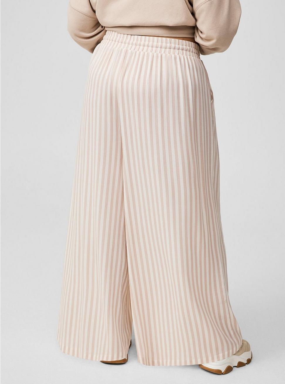 Pull-On Wide Leg Pant Product Image